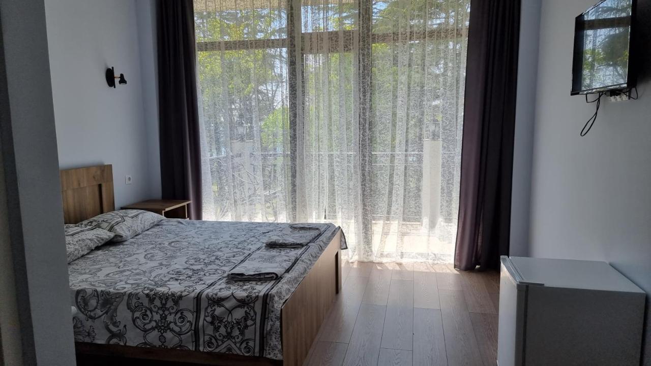 French Hotel كوبوليتي المظهر الخارجي الصورة